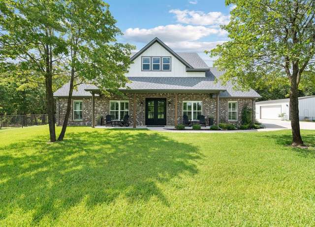 Property at 100 Private Road 14431, Blum, TX 76627, 3 beds, 2 baths