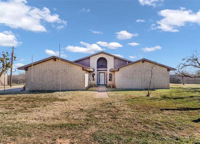 Property at 2829 Potosi Rd, Abilene, TX 79602, 4 beds, 3 baths