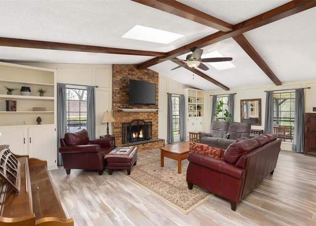 Property at 1 Cedar Bend Trl, Lucas, TX 75002, 3 beds, 2 baths