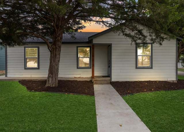 Property at 4301 Bagby Ave, Waco, TX 76711, 4 beds, 3 baths