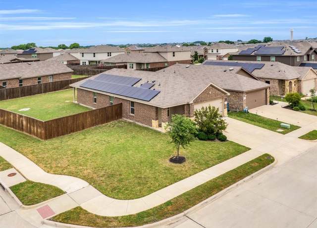 Property at 1408 Sebastian Dr, Forney, TX 75126, 3 beds, 2 baths