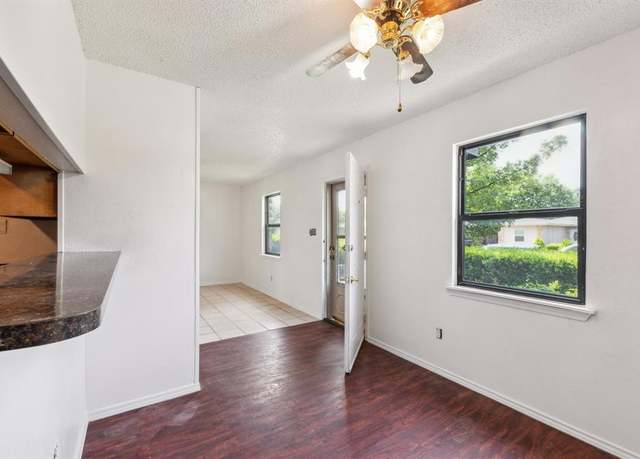 Property at 2425 Dancy Dr N, Fort Worth, TX 76131, 3 beds, 2 baths