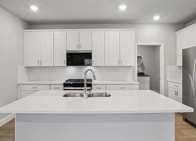 Property at 417 Willet Dr, Mckinney, TX 75069, 4 beds, 2.5 baths