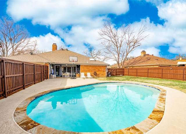 Property at 1629 Parkside Trl, Lewisville, TX 75077, 4 beds, 2 baths