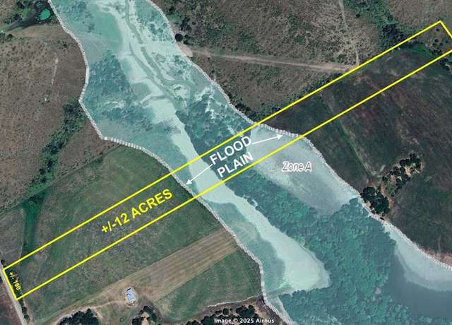 Property at 511 Farmer Rd, Ennis, TX 75119