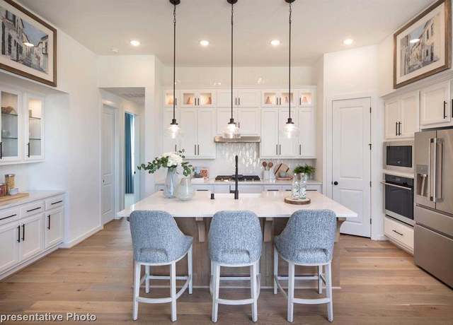 Property at 104 Bay Laurel Rd, Mckinney, TX 75071, 4 beds, 3 baths