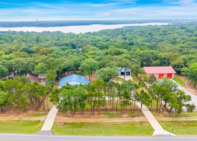 Property at 86593 N State Hwy 289, Pottsboro, TX 75076, 5 beds, 3 baths