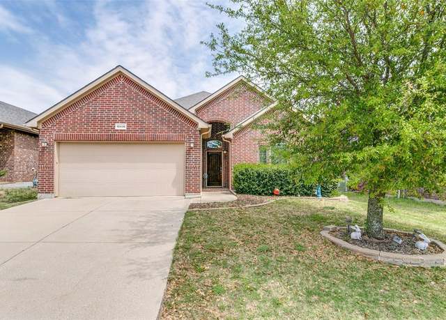 Property at 10436 Merced Lake Rd, Fort Worth, TX 76177, 4 beds, 3 baths