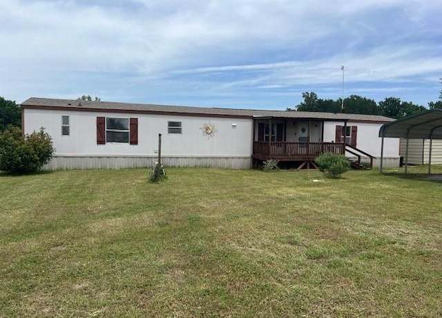 Property at 140 Kalinga Dr, Weatherford, TX 76085, 3 beds, 2 baths