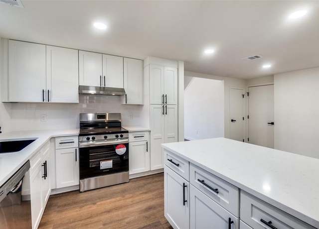 Property at 638 Lemon Dr, Arlington, TX 76018, 3 beds, 3 baths