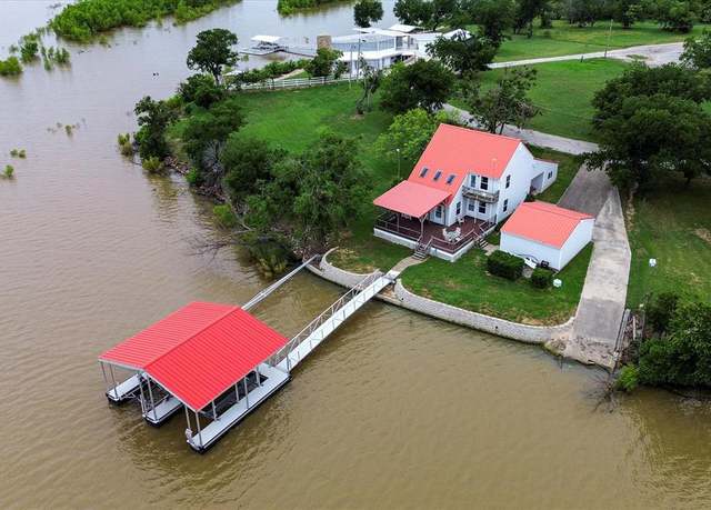Property at 707 Marco Dr, Runaway Bay, TX 76426, 3 beds, 2.5 baths