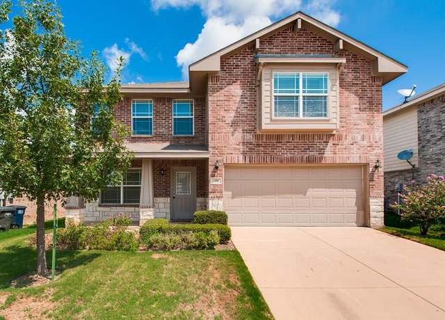 Property at 608 Tradewind Dr, Fort Worth, TX 76131, 3 beds, 2.5 baths