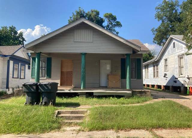 Property at 3124 Stonewall St, Shreveport, LA 71109, 3 beds, 2 baths