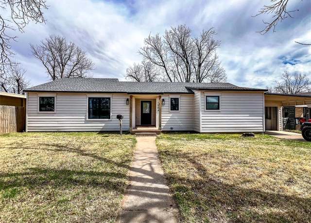 Property at 1504 N Avenue G, Haskell, TX 79521, 3 beds, 2 baths