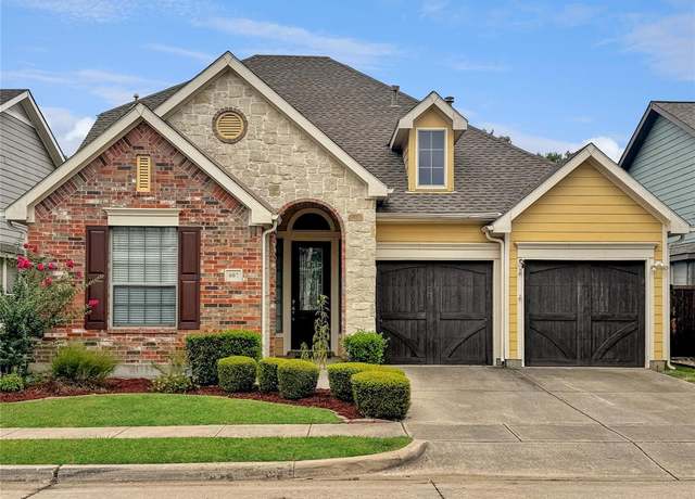 Property at 807 Little Cub Way, Euless, TX 76039, 3 beds, 3 baths