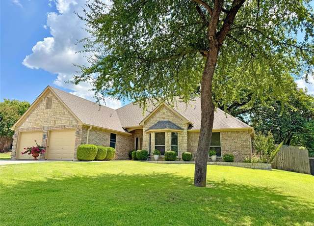 Property at 1405 Rodden Dr, Decatur, TX 76234, 3 beds, 2 baths