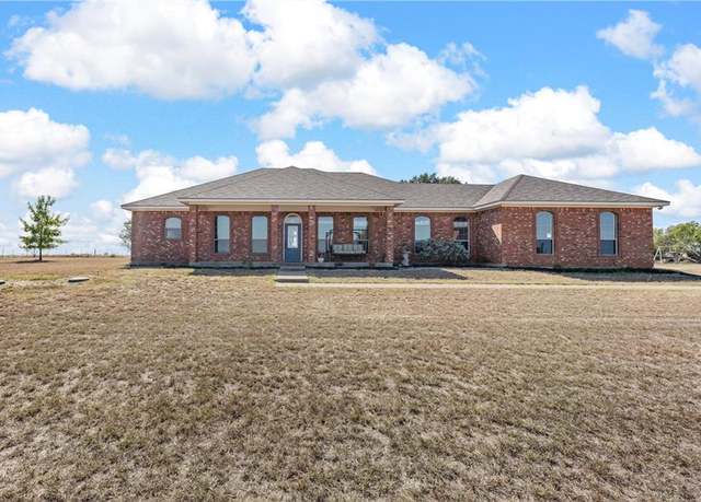 Property at 299 Twin Bends Rd, Crawford, TX 76638, 4 beds, 2.5 baths