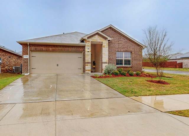 Property at 9700 Calhoun Falls Dr, Fort Worth, TX 76108, 4 beds, 2 baths