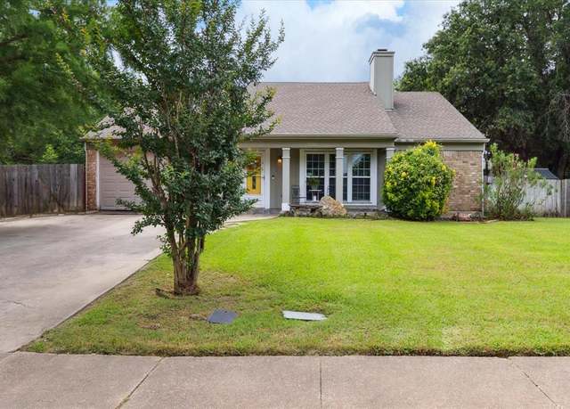 Property at 5020 Timber Creek Rd, Flower Mound, TX 75028, 3 beds, 2 baths