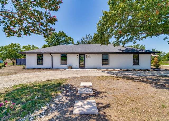 Property at 13011 Chestnut Cir, Terrell, TX 75160, 3 beds, 2 baths