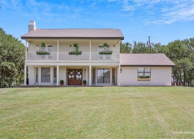 Property at 352 Winding Oaks Dr, Waco, TX 76705, 4 beds, 2.5 baths