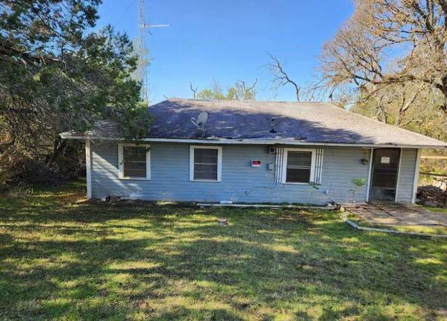 Property at 296 Live Oak Loop, Whitney, TX 76692, 3 beds, 1 bath