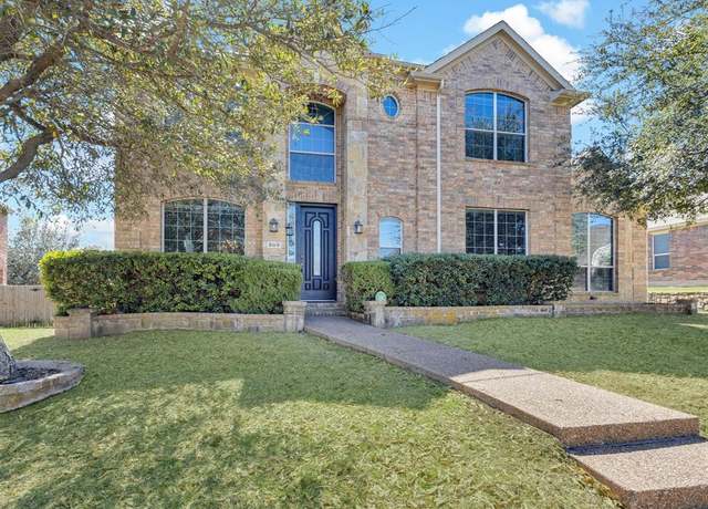 Property at 904 Amherst Dr, Desoto, TX 75115, 4 beds, 3.5 baths