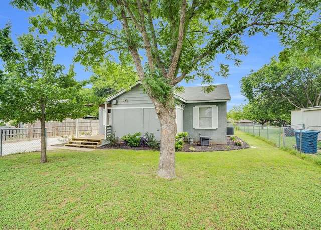 Property at 121 Chowning Dr, Desoto, TX 75115, 2 beds, 1 bath