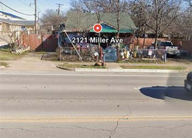 Property at 2121 Miller Ave, Fort Worth, TX 76105, 2 beds, 2 baths