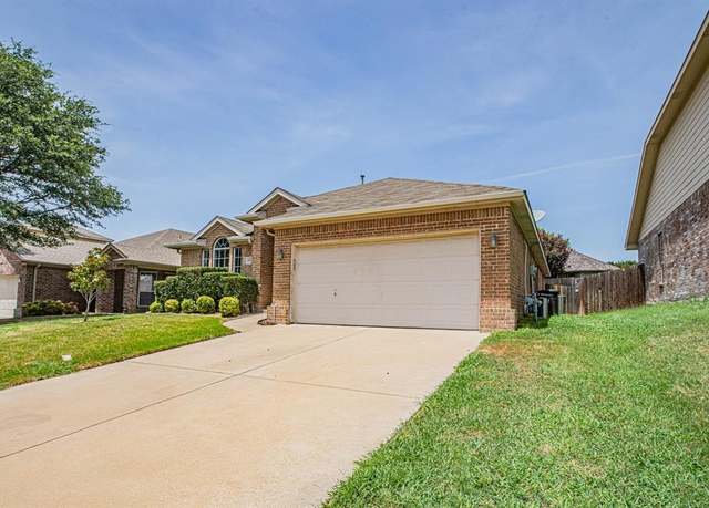 Property at 6624 Chalk River Dr, Fort Worth, TX 76179, 3 beds, 2 baths