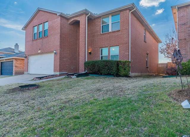 Property at 631 Almandora Dr, Arlington, TX 76002, 5 beds, 3 baths