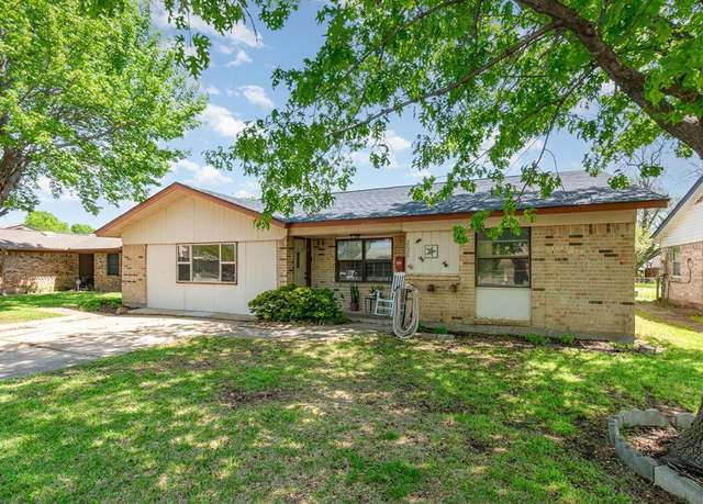 Property at 2026 Mars Dr, Garland, TX 75040, 3 beds, 2 baths
