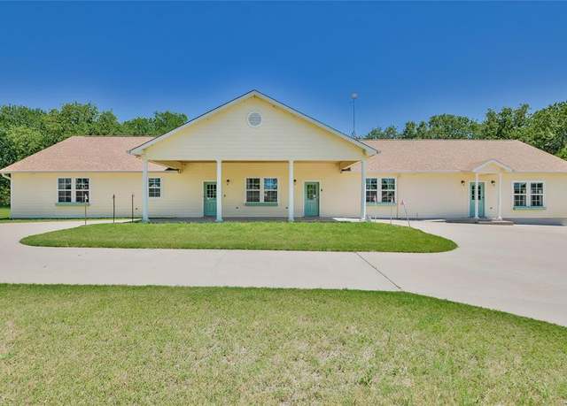 Property at 6495 Smoky Hill Ct, Granbury, TX 76049, 4 beds, 4 baths