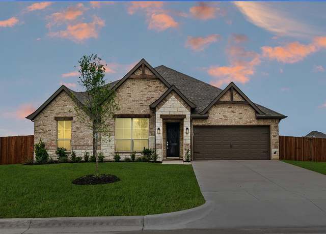 Property at 104 Prairie Wolf Ct, Godley, TX 76044, 3 beds, 2 baths