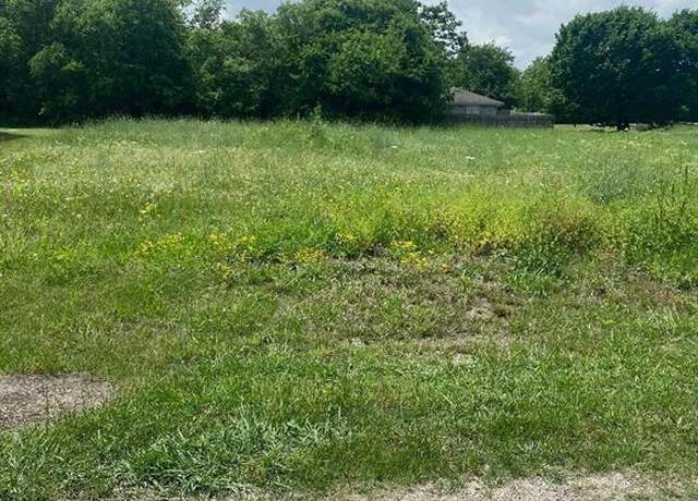 Property at 2734 Pike Dr, Lancaster, TX 75134