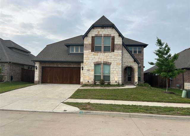 Property at 3213 Deep Crest Dr, Fort Worth, TX 76244, 4 beds, 3.5 baths