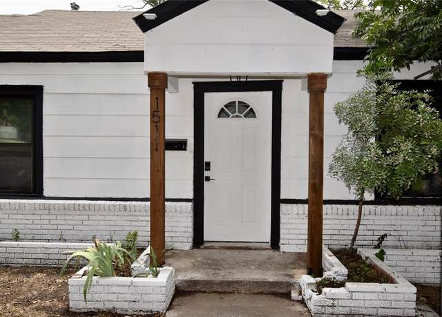 Property at 1511 S High St, Brady, TX 76825, 3 beds, 2 baths