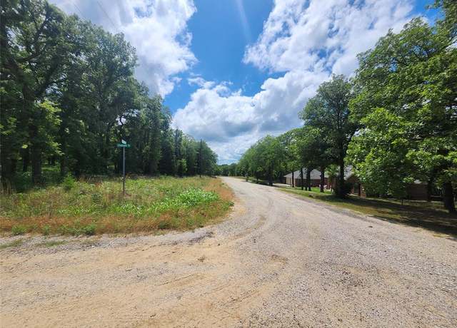 Property at 167 Chisholm Trl, Nocona, TX 76255