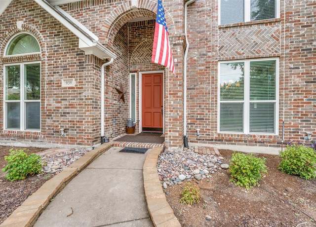 Property at 938 Mallard Dr, Coppell, TX 75019, 6 beds, 4 baths