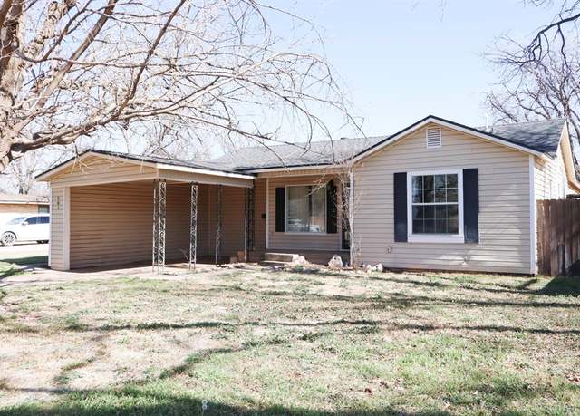 Property at 901 Ash, Merkel, TX 79536, 3 beds, 2 baths