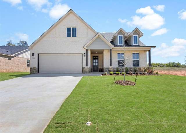 Property at 608 Jameson, Springtown, TX 76082, 4 beds, 2.5 baths