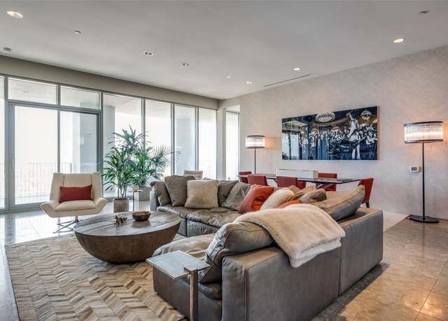 Property at 1717 Arts Plz #2202, Dallas, TX 75201, 2 beds, 2.5 baths