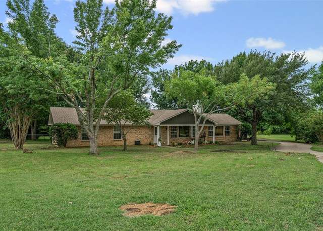 Property at 102 Collin Ct, Prosper, TX 75078, 3 beds, 2 baths