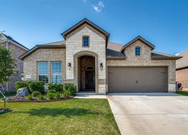 Property at 10909 Glover Ln, Aubrey, TX 76227, 3 beds, 2 baths