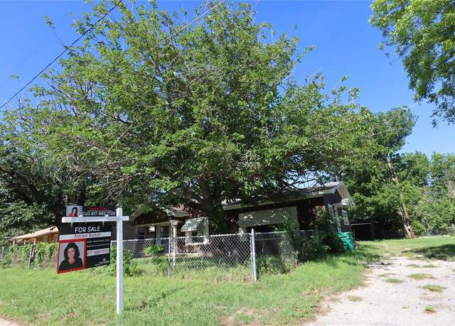 Property at 910 S Bassett St, Eastland, TX 76448, 3 beds, 2 baths
