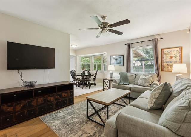 Property at 1202 Johns Dr, Euless, TX 76039, 3 beds, 1.5 baths