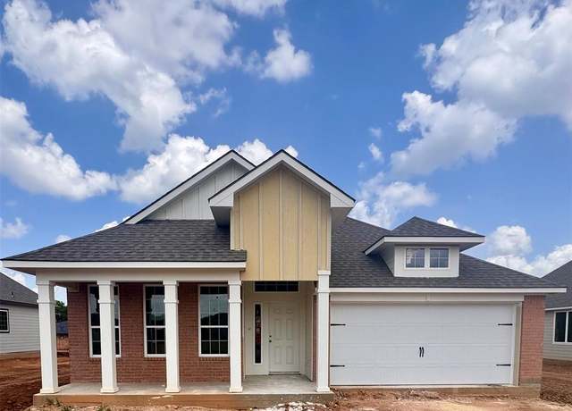 Property at 7909 Townsend Dr, Waco, TX 76708, 4 beds, 2 baths