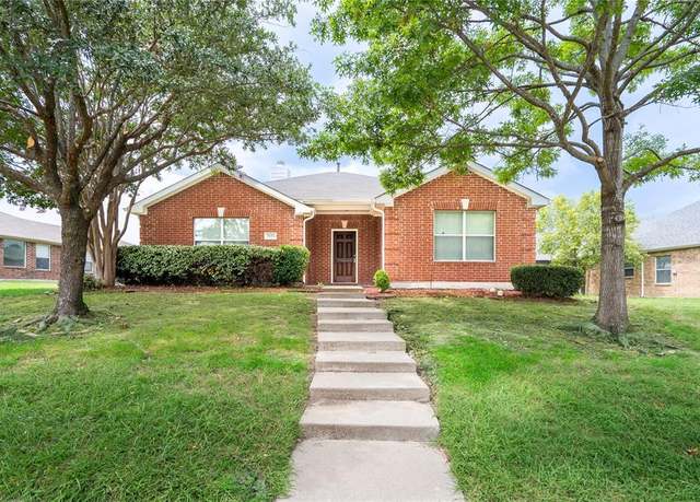 Property at 3696 Chestnut Trl, Rockwall, TX 75032, 3 beds, 2 baths