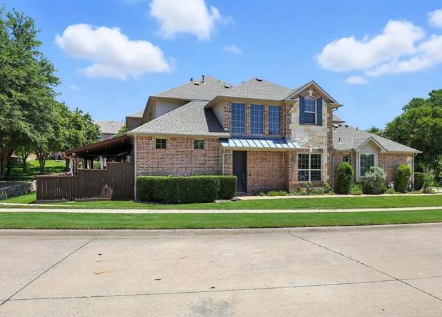 Property at 1911 Osprey Ln, Garland, TX 75044, 3 beds, 2.5 baths