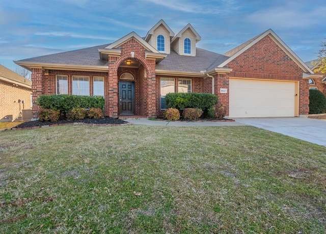 Property at 8621 Deepwood Ln, Fort Worth, TX 76123, 4 beds, 2 baths